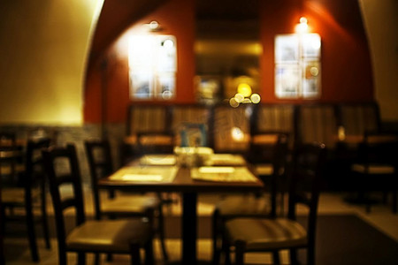 黑色烟雾摄影照片_餐厅提供茶和晚餐