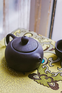 中国风古朴茶壶绣花桌垫