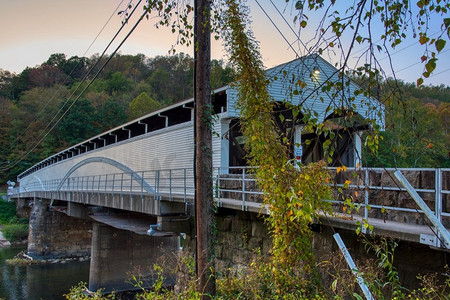 Philippi Covered Bridge，西弗吉尼亚州最古老、最长的廊桥