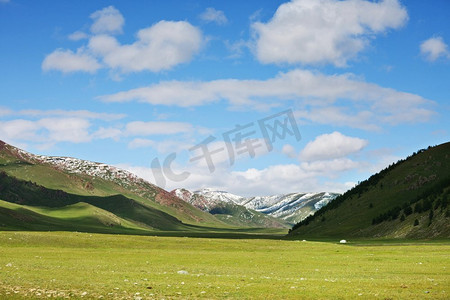 蒙古国山峰