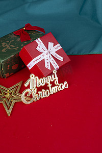红色蝴蝶结红底图节日圣诞纯色玩具礼盒礼物