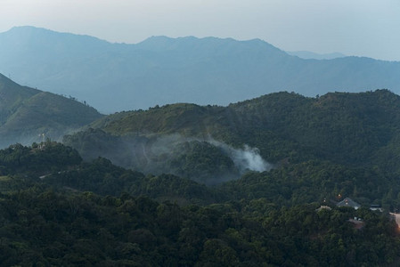 泰国山国家公园，日落