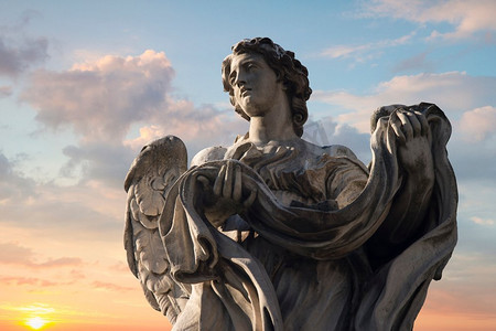 圣天使桥上的雕像。罗马意大利