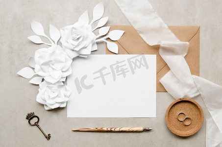 精美花卉装饰摄影照片_精美的纸花空卡片