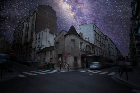 巴黎在星光下的夜晚。