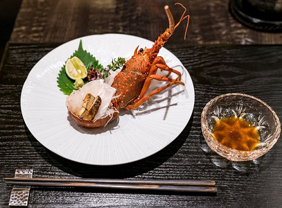 龙虾Sashmi，groumet日本料理