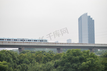 科技高架桥摄影照片_轻轨高架桥铁路交通运输