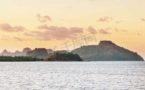 巴太摄影照片_巴拉望人。菲律宾巴拉望岛海湾和山脉岛屿的壮丽景色