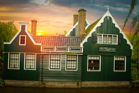 荷兰沃伦达姆小镇的传统民居。荷兰的传统民居