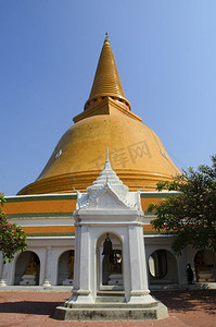 Phra Pathom Chedi是世界上最高的佛塔。它位于泰国的Nakhon Pathom镇。