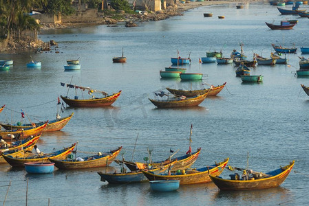 东南亚头疗摄影照片_越南梅内渔村，东南亚