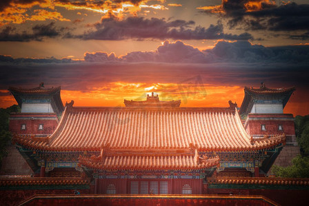避暑旅游摄影照片_颐和园是皇帝们在北京郊区的避暑别墅。颐和园