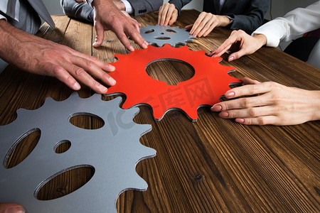业务团队和团队合作理念，业务人员的加入齿轮在一起。企业家加入齿轮