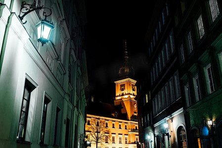 波兰瓦尔沙瓦之夜的老城区旅游区