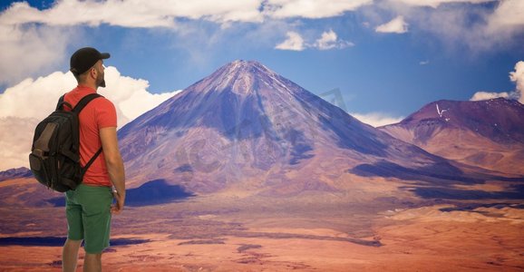 在圣佩德罗德阿塔卡马附近的火山licancabur美丽的看法，智利，南美洲