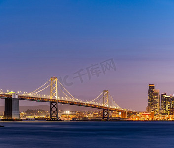 美国加利福尼亚州旧金山海湾大桥。旧金山海湾大桥
