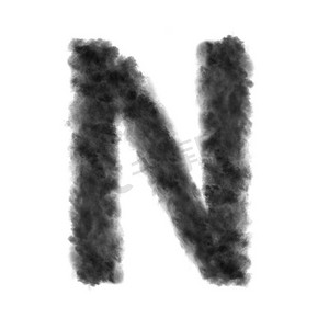 字母N由黑色的云或烟雾在白色背景与复制空间，不渲染。字母N在白色背景上由乌云制成。