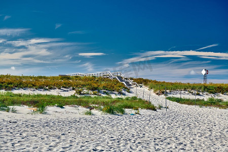 伊普摄影照片_通往克兰海滩的小径，伊普斯维奇，马萨诸塞州，美国 