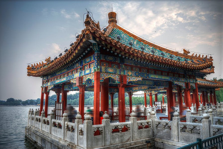 北海公园是北京紫禁城西北面的皇家园林。中国。北海公园