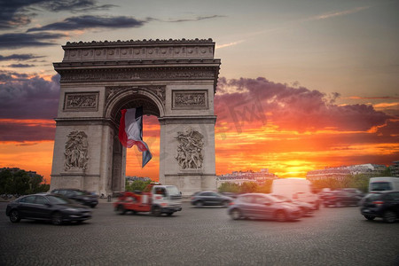 香榭丽舍大道上的凯旋门。巴黎。香榭丽舍大道上的凯旋门