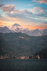 亚洲尼泊尔，安纳普尔纳山，喜马拉雅山。
