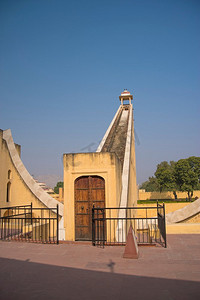 创立体字摄影照片_Jantar Mantar-天文台，建于1727-1734年。Rajput by Maharaja Sawai Jai Singh，他在斋浦尔市前不久创立了Rajput。