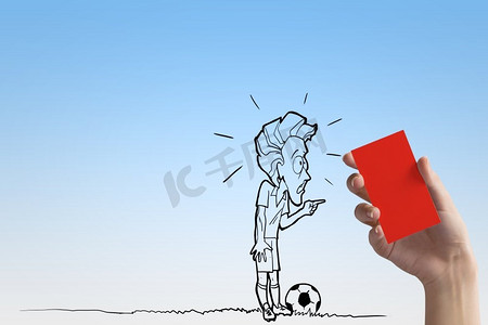运动员漫画摄影照片_罚球卡。足球运动员和手拿红牌的漫画
