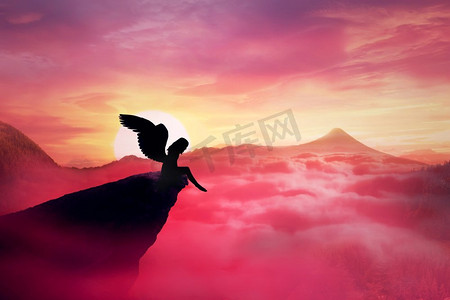 那不勒斯屏保摄影照片_ 翅膀，雾，峰，悬崖