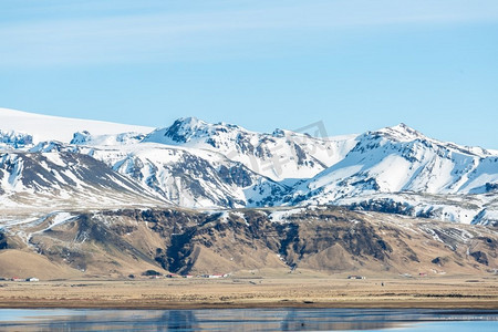 冰岛冰川悬崖、山脉和湖泊