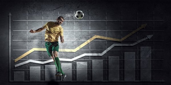 足球游戏统计足球运动员击球和进度信息图在背景