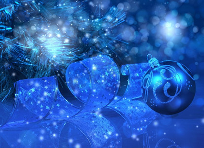 蓝色圣诞拼贴画。蓝色圣诞拼贴画。蓝色背景上的装饰品和丝带