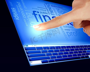 手指触摸一个蓝色的电脑屏幕上的字