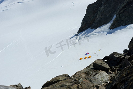冰山水摄影照片_雪山。雪域蓝天的自然山水景观