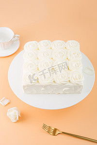 蛋糕多层摄影照片_蛋糕糕点精致甜品蛋糕店生日多层玫瑰夹心