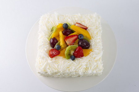 蛋糕糕点精致甜品鲜果蛋糕店白巧烘焙多层生日夹心芒果