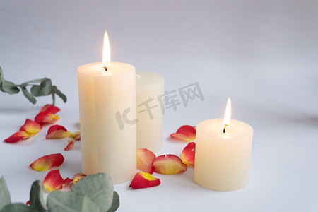 蜡烛花瓣祝福礼物节日鲜花玫瑰浪漫情侣爱情白色礼物礼