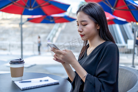 商务人像下午白领办公女性形象