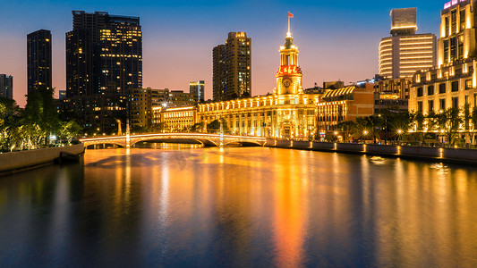 上海邮政总局大楼苏州河城市夜景