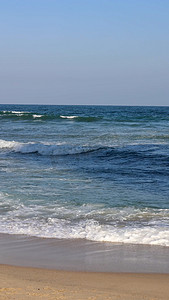 海水海浪蓝天双月湾海景