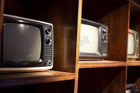 80年代复古电视柜