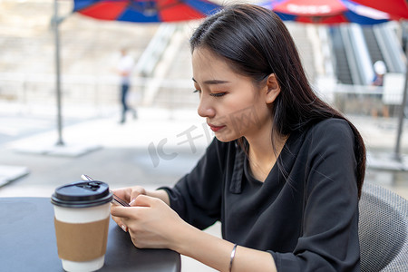 商务人像下午白领办公女性形象