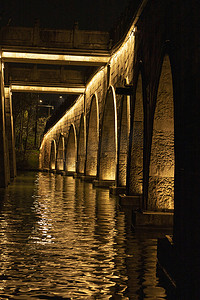 政和桥桥梁水下夜景金色倒影
