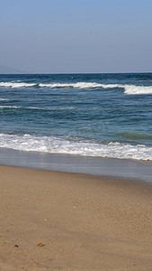 海水海浪蓝天双月湾海景