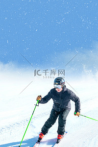 滑雪背景图片_蓝色冬季运动会滑雪比赛高清背景