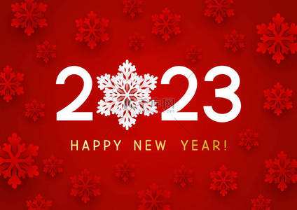 新年概念- - 2023个红色背景数字，并附有纸雪花，用于冬季节假日设计