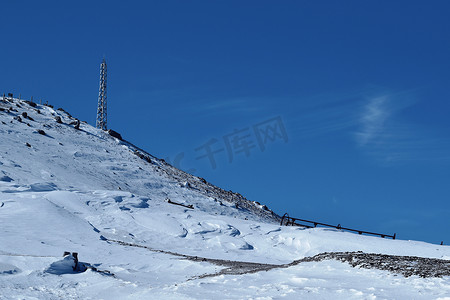 天池摄影照片_长白山雪山美景天池