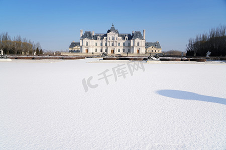 雪地广告摄影照片_雪景