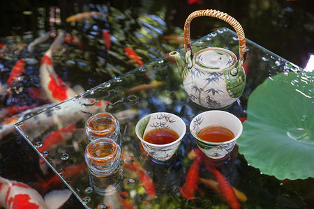 池塘边摄影照片_池塘边茶具