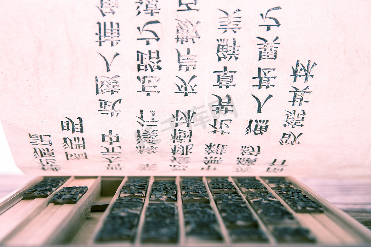 MLTY.COM-米乐(中国区)《梦幻西游》中的价值与选择：从战神装到冷艳霜剑的玩家故事