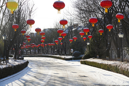 春节新年传统习俗摄影照片_别墅区雪景